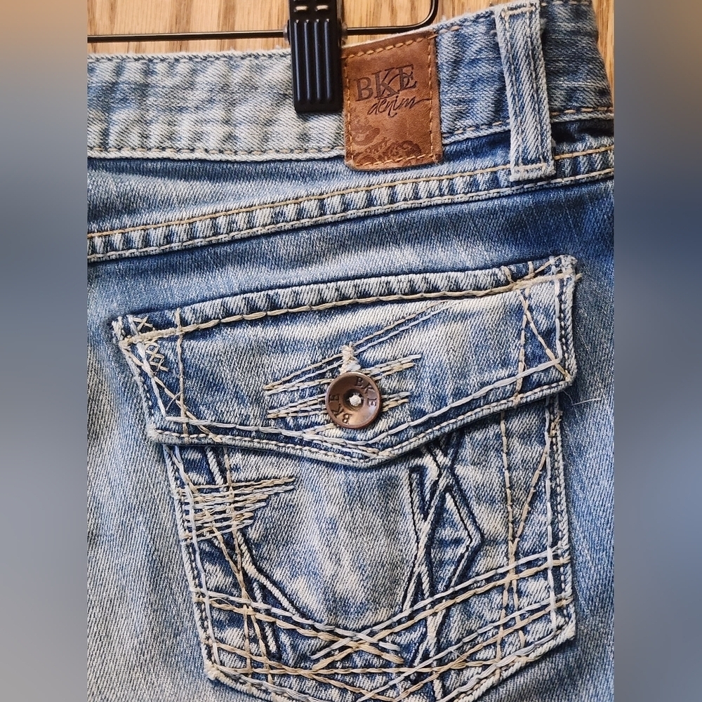 BKE Stella Tailored Boot Stretch Jean Low Rise Western Boho Size 31x33.5 - Picture 14 of 16